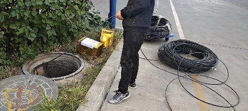 光纖走線下水道管井